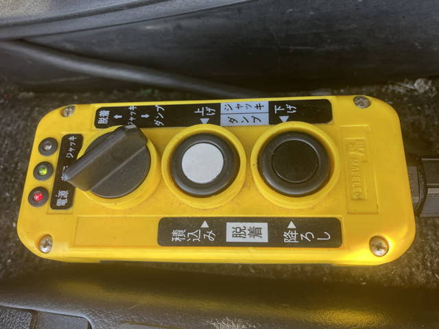 日野プロフィアコンテナ専用車大型（10t）[写真10]