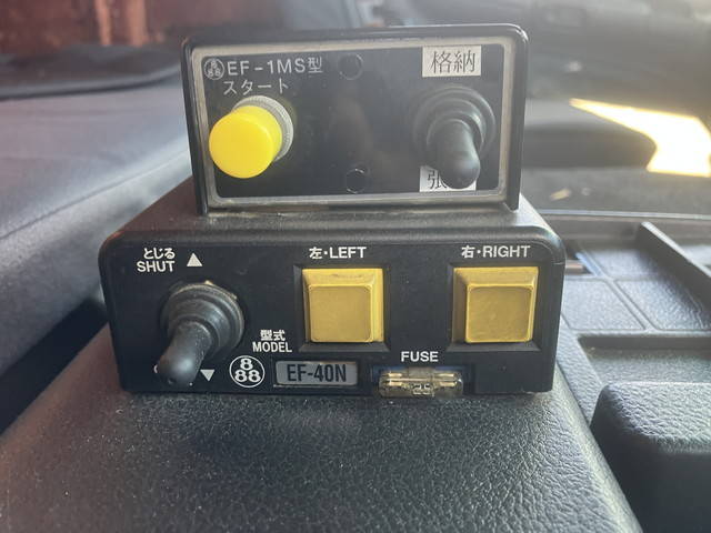 日野プロフィアコンテナ専用車大型（10t）[写真15]