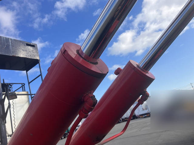 日野プロフィアコンテナ専用車大型（10t）[写真16]