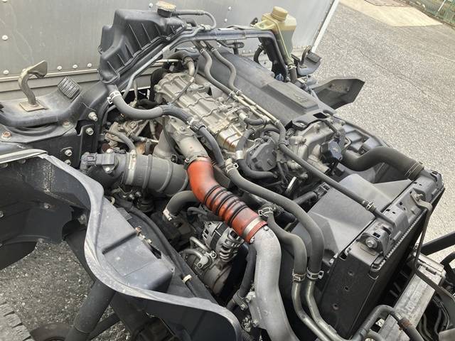 三菱ふそうキャンターアルミバン小型（2t・3t）[写真25]