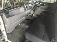三菱ふそうキャンターアルミバン小型（2t・3t）[写真30]
