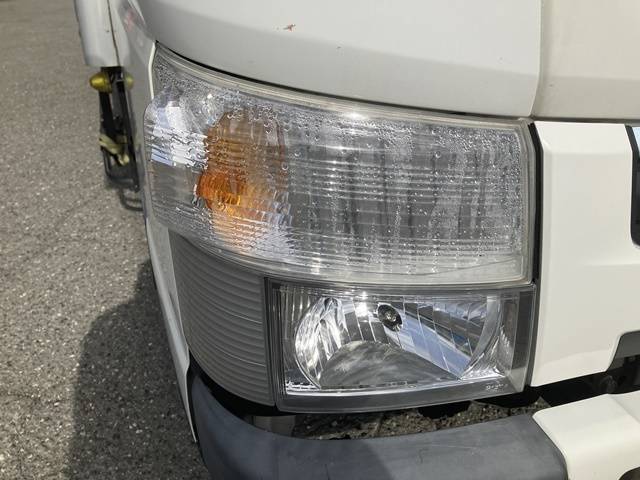 三菱ふそうキャンターアルミバン小型（2t・3t）[写真39]