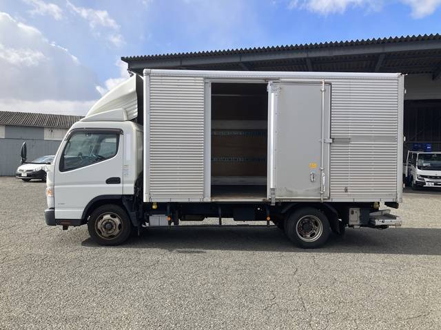 三菱ふそうキャンターアルミバン小型（2t・3t）[写真05]