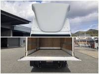 三菱ふそうキャンターアルミバン小型（2t・3t）[写真09]