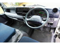 三菱ふそうキャンターダブルキャブ（Wキャブ）小型（2t・3t）[写真12]