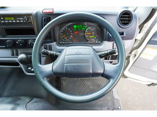 三菱ふそうキャンターダブルキャブ（Wキャブ）小型（2t・3t）[写真29]