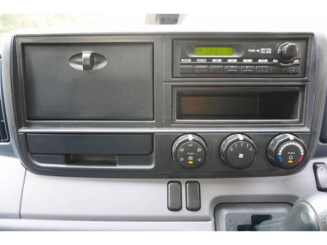 三菱ふそうキャンターダブルキャブ（Wキャブ）小型（2t・3t）[写真33]