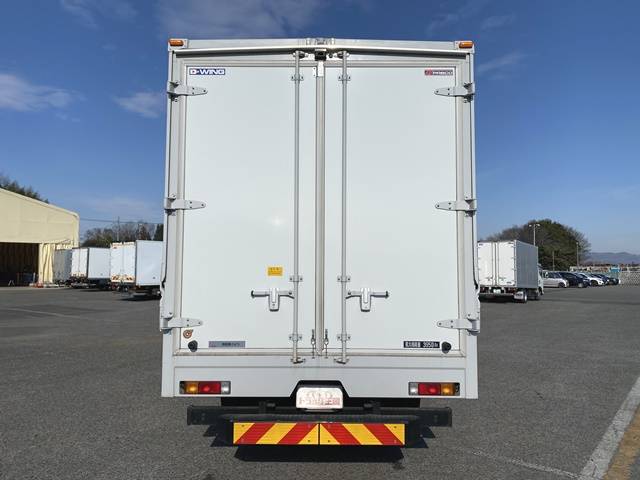 三菱ふそうキャンターアルミウイング小型（2t・3t）[写真11]