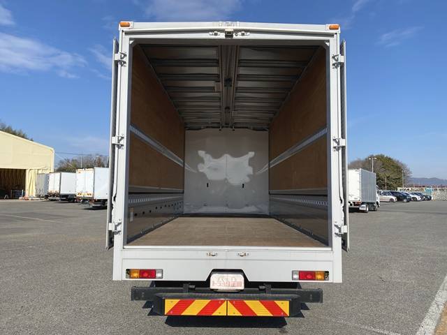 三菱ふそうキャンターアルミウイング小型（2t・3t）[写真12]