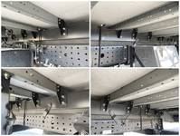 三菱ふそうキャンターアルミウイング小型（2t・3t）[写真25]