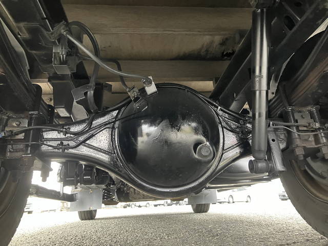 いすゞエルフ平ボディ小型（2t・3t）[写真19]