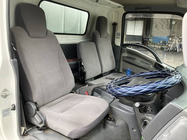 いすゞエルフ平ボディ小型（2t・3t）[写真25]