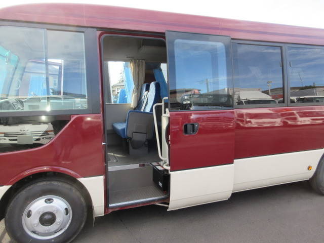 三菱ふそうローザマイクロバス[写真13]