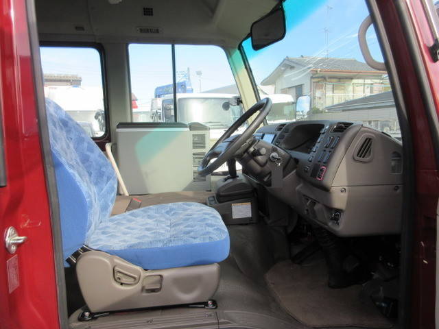 三菱ふそうローザマイクロバス[写真08]