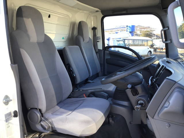 いすゞエルフアルミバン小型（2t・3t）[写真28]