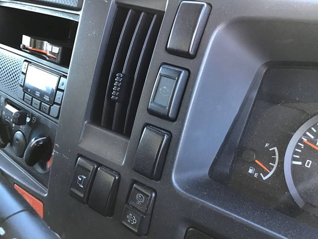 いすゞエルフアルミバン小型（2t・3t）[写真34]