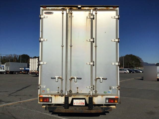 いすゞエルフアルミバン小型（2t・3t）[写真08]