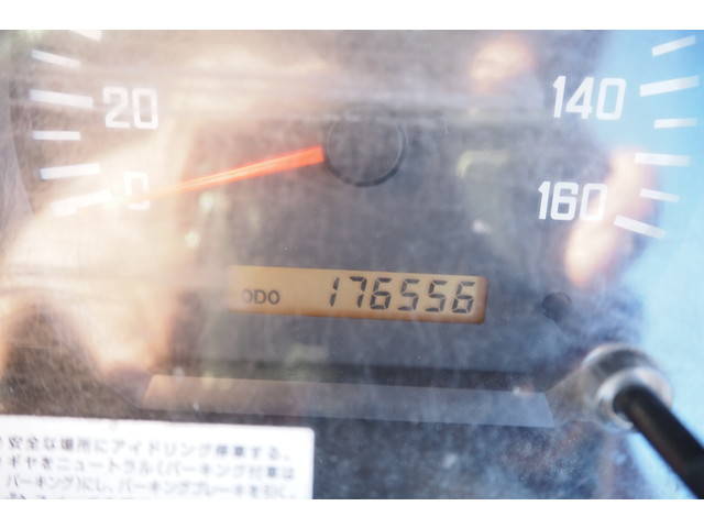 いすゞエルフクレーン4段小型（2t・3t）[写真36]