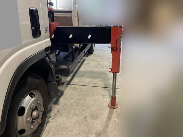 いすゞエルフクレーン4段小型（2t・3t）[写真20]