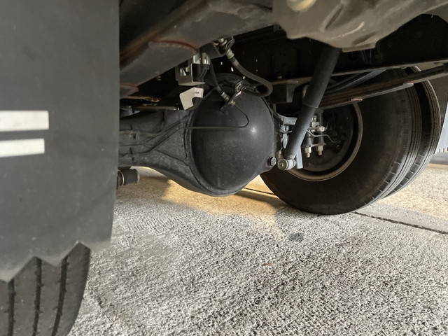 いすゞエルフクレーン4段小型（2t・3t）[写真29]