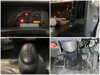 いすゞエルフクレーン4段小型（2t・3t）[写真38]