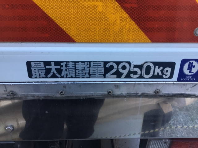 三菱ふそうキャンター冷凍車（冷蔵車）小型（2t・3t）[写真11]