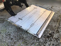 三菱ふそうキャンター冷凍車（冷蔵車）小型（2t・3t）[写真13]