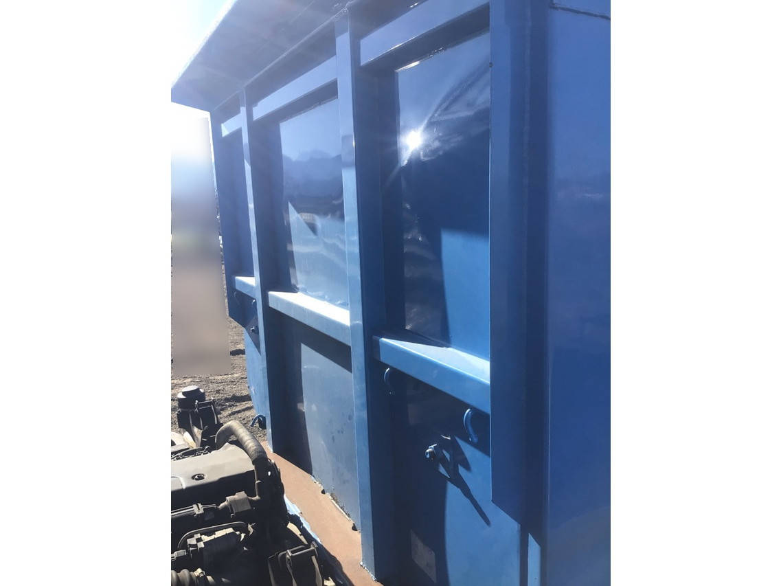 いすゞエルフ深ダンプ（土砂禁ダンプ）小型（2t・3t）[写真10]