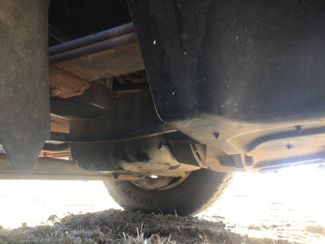 いすゞエルフ深ダンプ（土砂禁ダンプ）小型（2t・3t）[写真16]