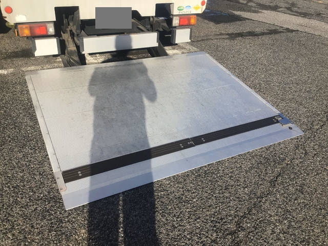 トヨタダイナアルミウイング小型（2t・3t）[写真15]