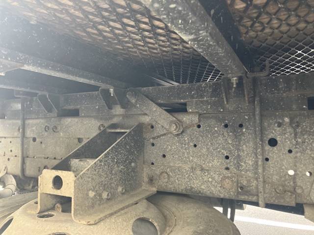 いすゞエルフクレーン4段小型（2t・3t）[写真25]