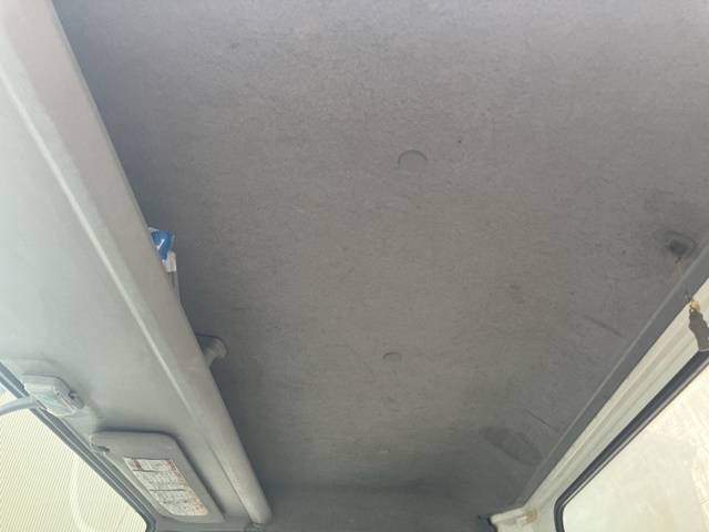 いすゞエルフクレーン4段小型（2t・3t）[写真32]