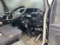 いすゞエルフクレーン4段小型（2t・3t）[写真34]