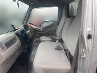 トヨタダイナ幌ウイング小型（2t・3t）[写真23]