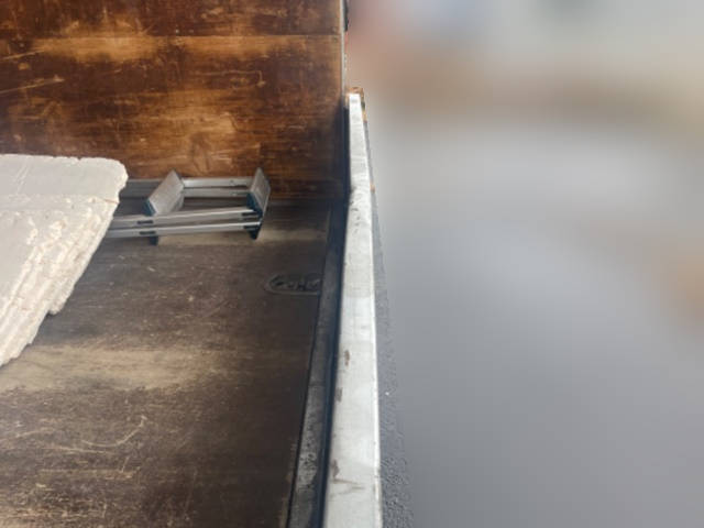 トヨタダイナ幌ウイング小型（2t・3t）[写真29]