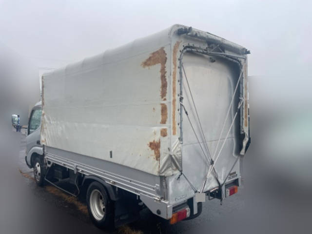 トヨタダイナ幌ウイング小型（2t・3t）[写真04]