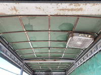 UDトラックスコンドル家畜運搬車中型（4t）[写真15]