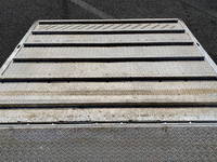 UDトラックスコンドル家畜運搬車中型（4t）[写真18]