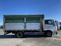 UDトラックスコンドル家畜運搬車中型（4t）[写真06]
