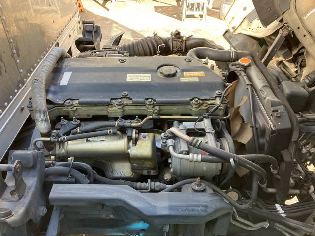 いすゞエルフアルミバン小型（2t・3t）[写真22]