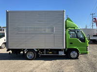 いすゞエルフアルミバン小型（2t・3t）[写真06]