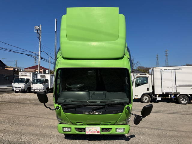 いすゞエルフアルミバン小型（2t・3t）[写真08]