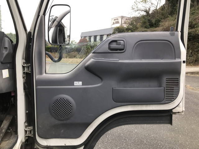 いすゞエルフ平ボディ小型（2t・3t）[写真23]