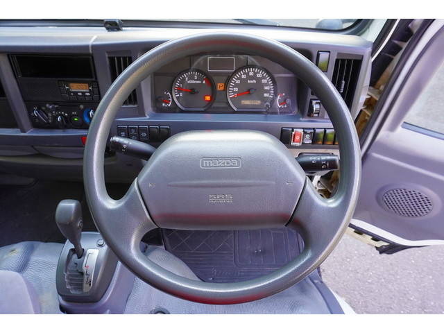 マツダタイタンダブルキャブ（Wキャブ）小型（2t・3t）[写真27]