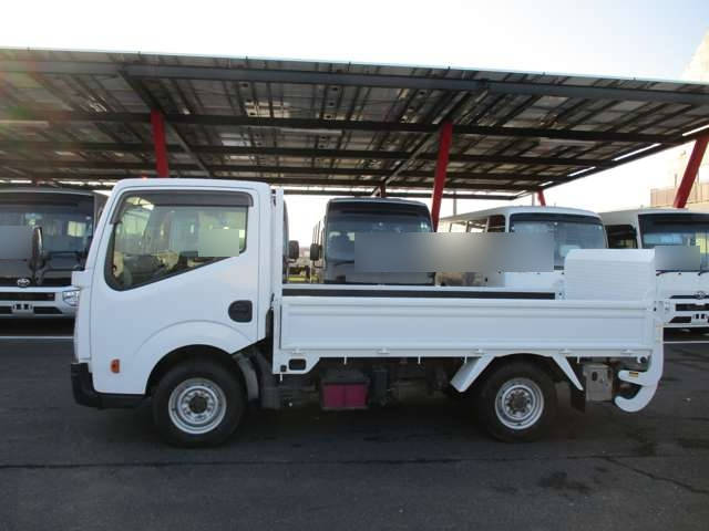 日産アトラス平ボディ小型（2t・3t）[写真05]