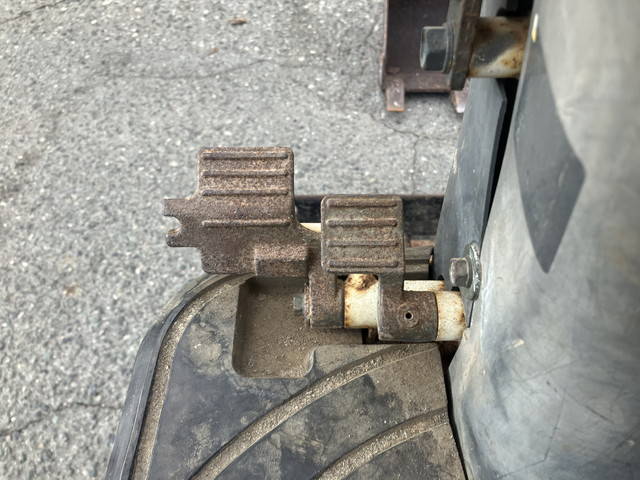 CATミニユンボ（ミニバックホー）[写真21]