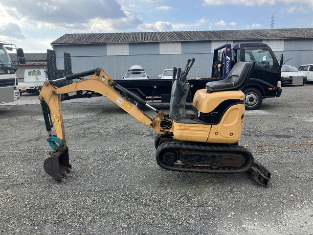 CATミニユンボ（ミニバックホー）[写真05]