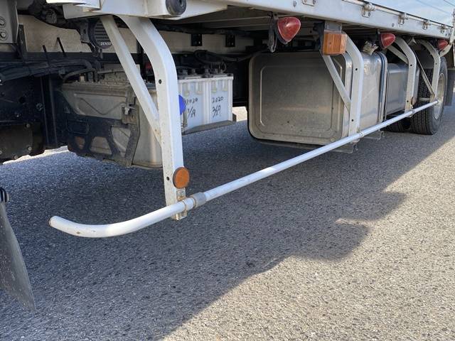 UDトラックスコンドルアルミウイング中型（4t）[写真21]