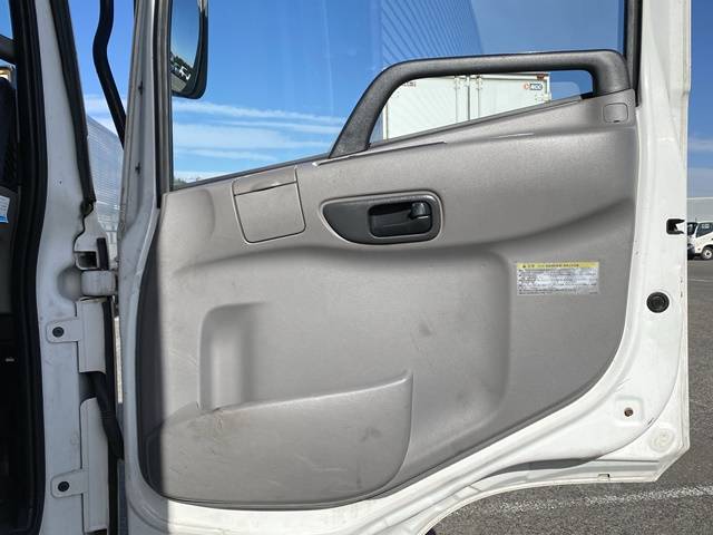 UDトラックスコンドルアルミウイング中型（4t）[写真30]