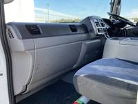 UDトラックスコンドルアルミウイング中型（4t）[写真31]